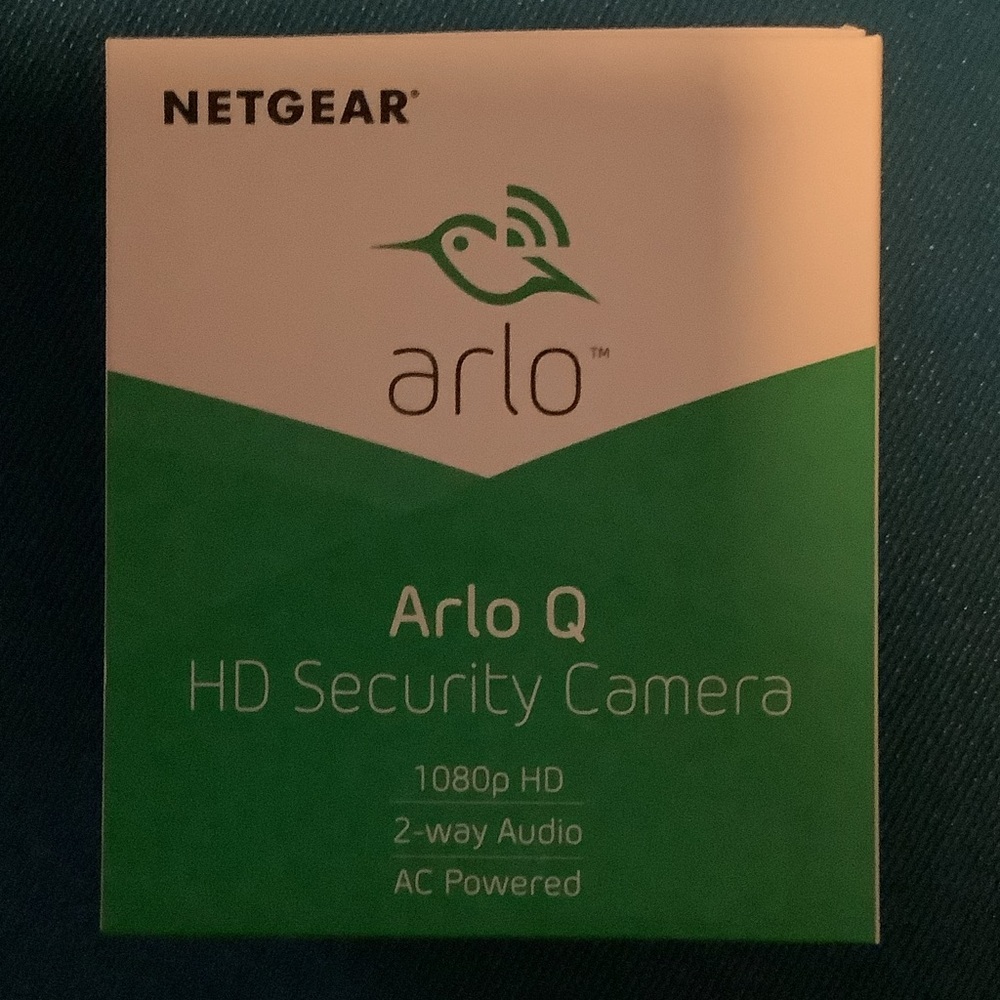 NETGEAR Arlo Q HD Security Camera - Green and White